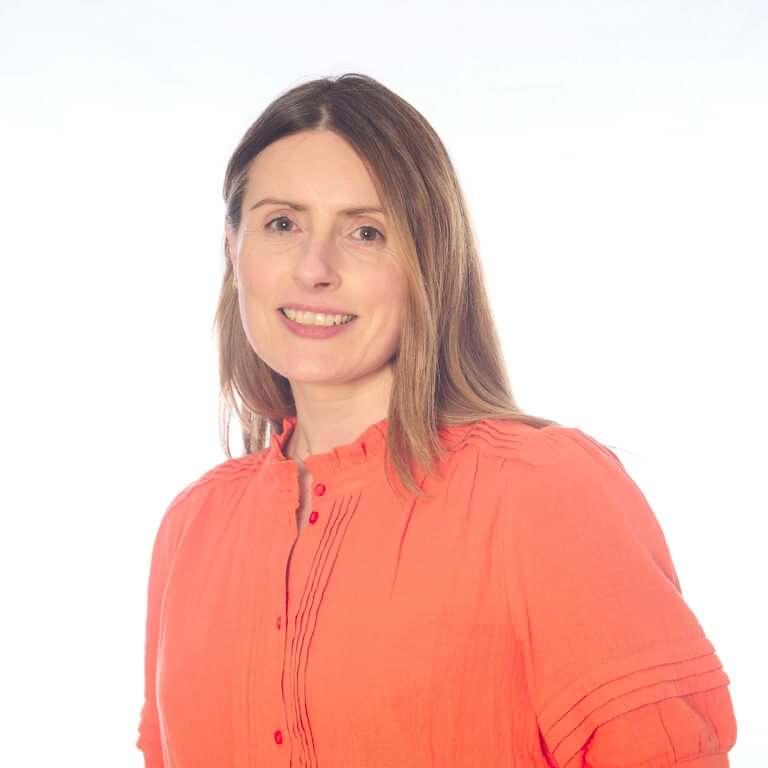 Gillian Power headshot