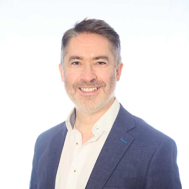 Matthew Dearden headshot