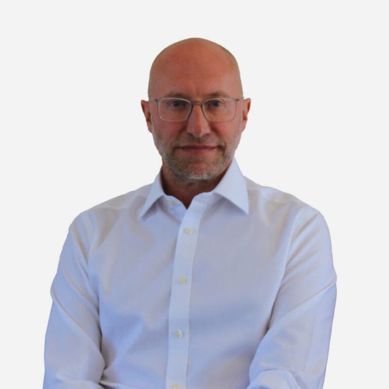 Steve Bregall headshot