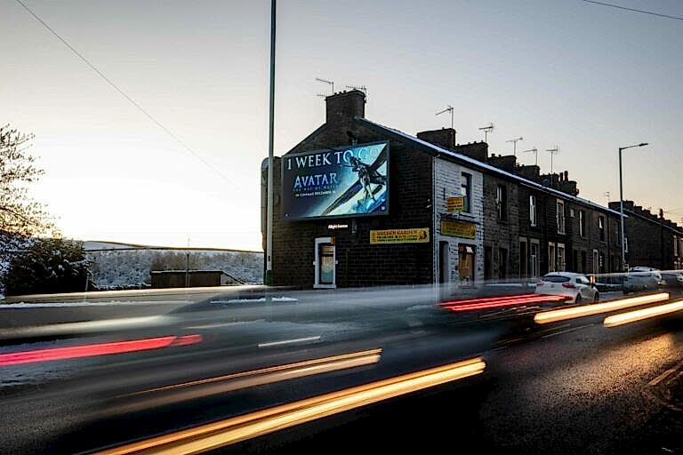 Avatar advertisement D48 - Blackburn Road Haslingden Accrington